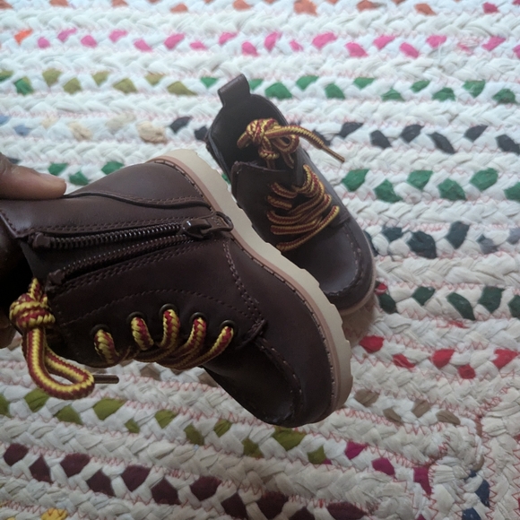 Cat and Jack boots - Picture 4 of 4